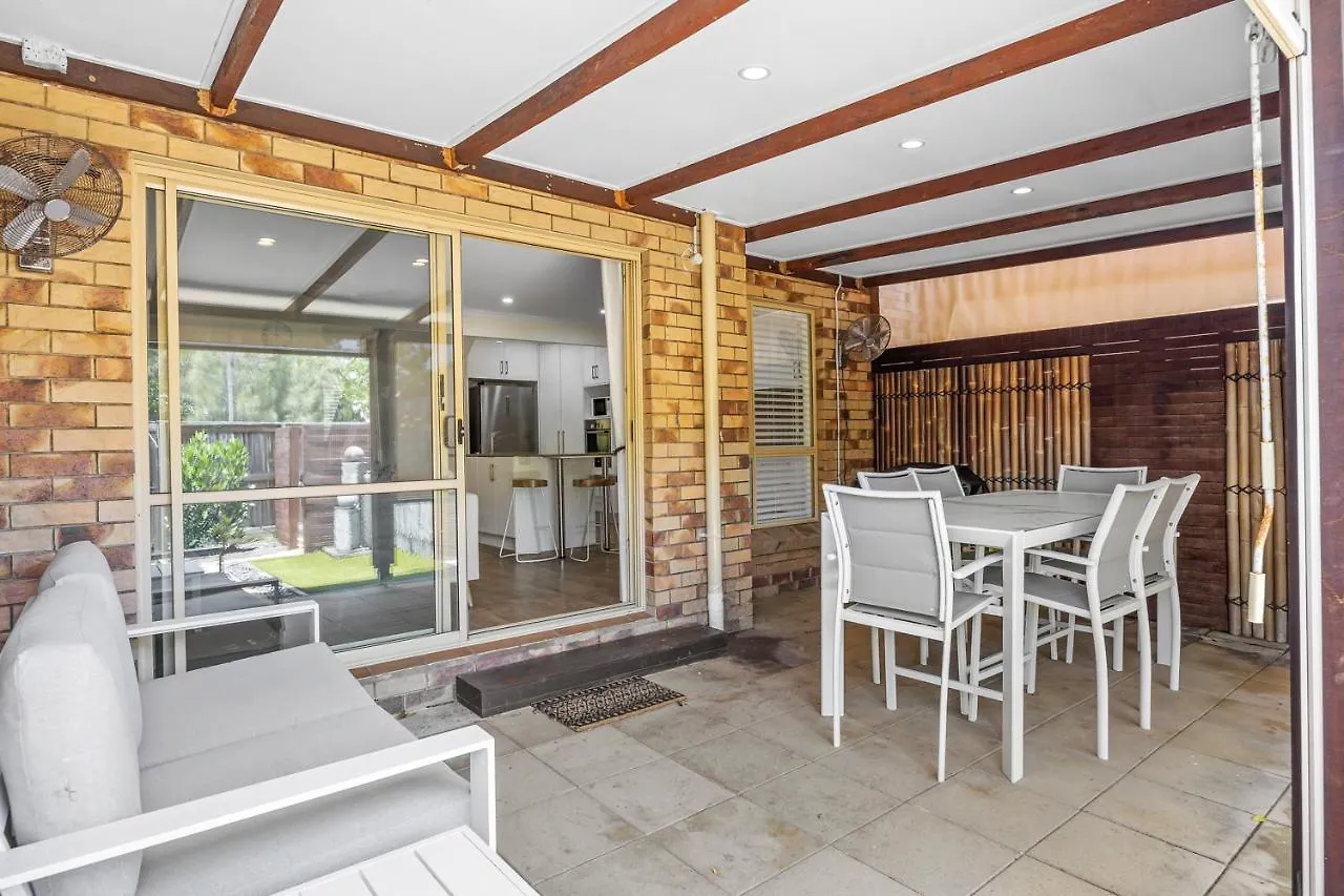 Regency 3 Bedroom Central Town House Mooloolaba Australia
